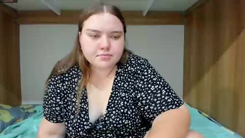 Snapshot of bodyana69 chatting on 07/09/26, 02:21 bodyana GIRLS SOLO ACCOUNT cutie yana online show from 07/09/26, 02:21