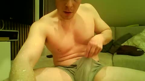 Sascha online show from 04/10/26, 06:34