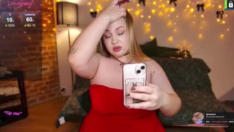 Snapshot of bodylina chatting on 12/24/24, 10:39  Lina  online show from 12/24/24, 10:39