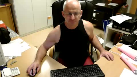 bodymen1 online show from 09/26/25, 07:34