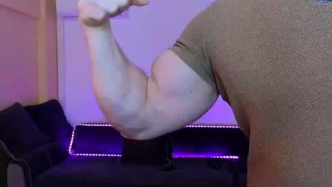 bodyouwant online show from 03/07/25, 05:18