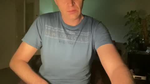 Snapshot of boegieboy76 chatting on 12/22/24, 07:10 ask me online show from 12/22/24, 07:10