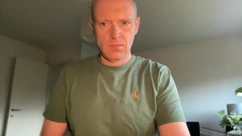 Snapshot of boegieboy76 chatting on 09/30/25, 06:07 ask me online show from 09/30/25, 06:07