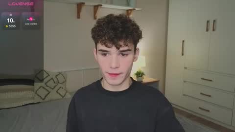 ALEXPVT IS OPEN online show from 10/11/25, 04:22