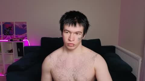 Snapshot of boicute chatting on 04/29/26, 04:00 ALEXPVT IS OPEN online show from 04/29/26, 04:00