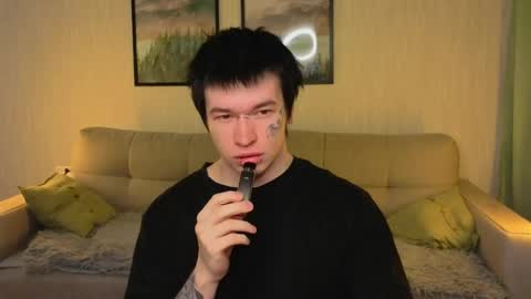 Snapshot of boicute chatting on 05/05/26, 01:02 ALEXPVT IS OPEN online show from 05/05/26, 01:02