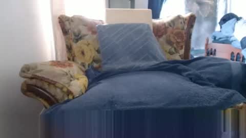 Snapshot of bolbil1 chatting on 03/02/25, 03:27 bolbil1 online show from 03/02/25, 03:27