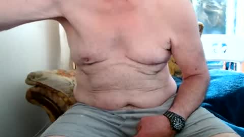 Snapshot of bolbil1 chatting on 06/21/26, 05:37 bolbil1 online show from 06/21/26, 05:37