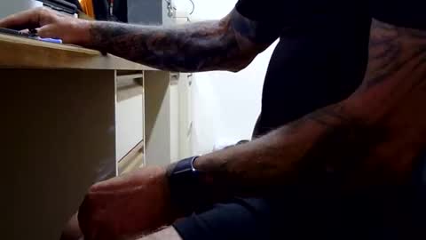 boltboy72 online show from 12/02/25, 03:34