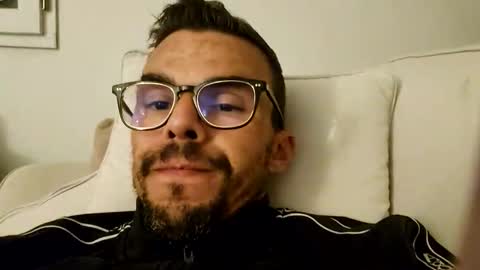 bomale89 online show from 10/31/25, 09:16