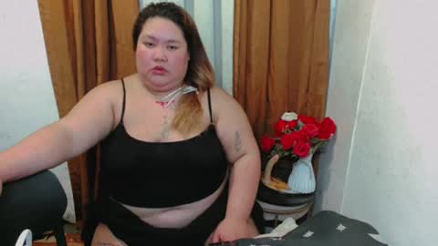 Snapshot of bombaliciouszzz chatting on 07/28/26, 08:52 Camille online show from 07/28/26, 08:52