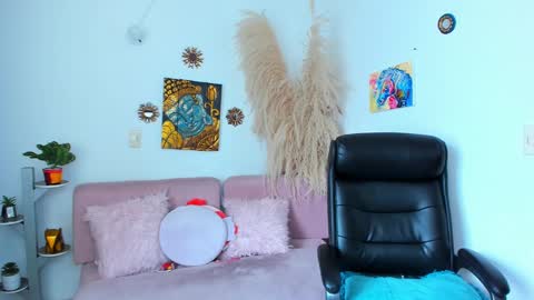  Salma Independent Model online show from 02/07/25, 05:07