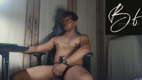  .      online show from 02/18/26, 07:43