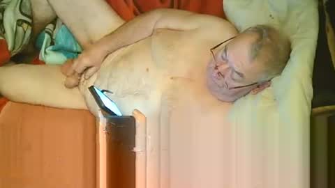 Snapshot of bomber59potsdam chatting on 12/26/24, 04:47 Bomber59potsdam online show from 12/26/24, 04:47