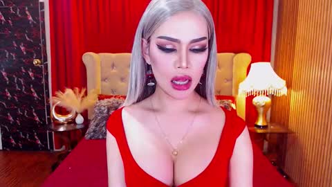 bombshellanita online show from 10/31/25, 04:13