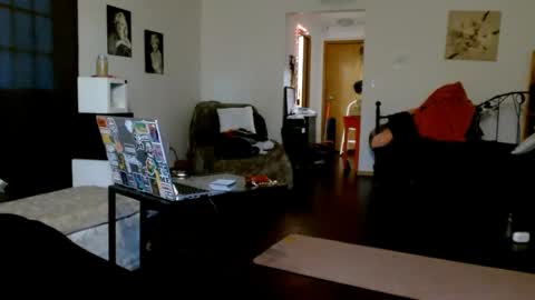 Snapshot of bombshellbaeby chatting on 09/28/25, 01:11 BombshellBaeby online show from 09/28/25, 01:11