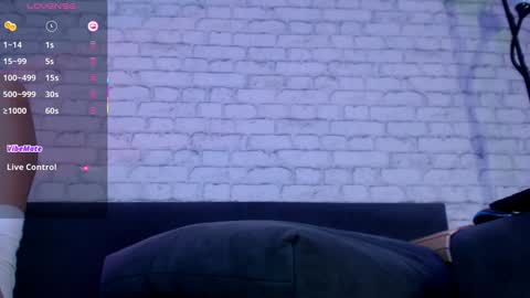 Snapshot of bonbon_aria chatting on 02/02/25, 07:52 Aria online show from 02/02/25, 07:52