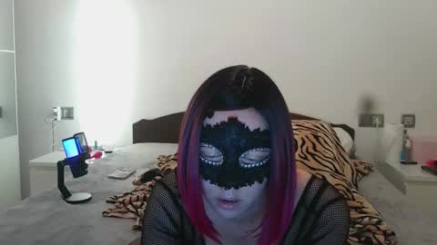 Lucy online show from 03/09/26, 10:52