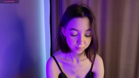Snapshot of bondi_star chatting on 06/19/26, 01:37 bondi_star online show from 06/19/26, 01:37