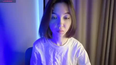 Snapshot of bondi_star chatting on 06/26/26, 01:48 bondi_star online show from 06/26/26, 01:48