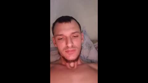 Snapshot of bondsasha2101 chatting on 01/18/26, 11:14 bondsasha2101 online show from 01/18/26, 11:14