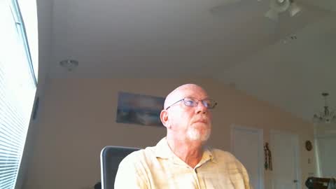 FRECKLES online show from 03/05/25, 10:43