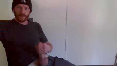 Snapshot of bone_daddy_4u chatting on 03/03/25, 04:46 Bone daddy online show from 03/03/25, 04:46