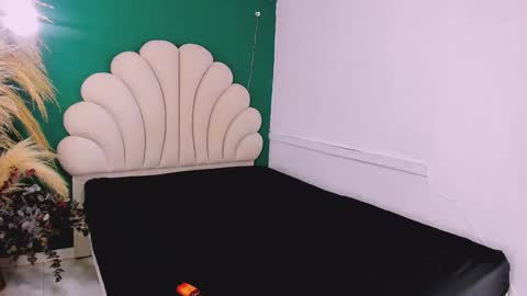 bonieklent online show from 02/07/25, 03:55