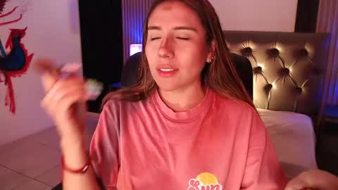 bonnali_lune online show from 04/25/26, 05:10