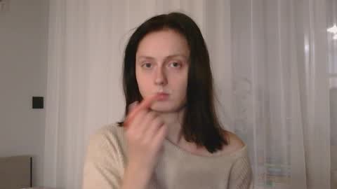 Snapshot of bonne_chance chatting on 10/13/25, 05:57 bonne_chance online show from 10/13/25, 05:57