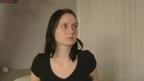 bonne_chance online show from 11/11/25, 07:58