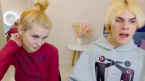 Jessy  Mark online show from 09/28/25, 05:07