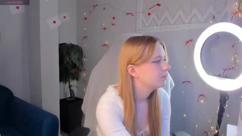 Bonnie online show from 04/24/26, 12:02