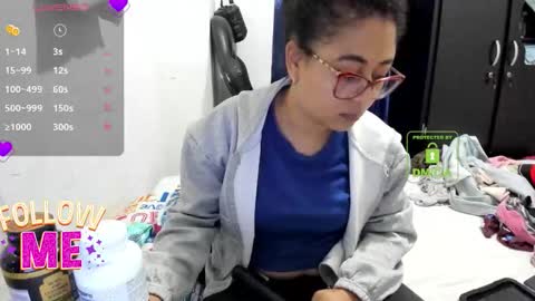 bonnie lam  hello welcome to my room I hope you have fun and you can reach your maximum pleasure here with me online show from 01/09/26, 03:53