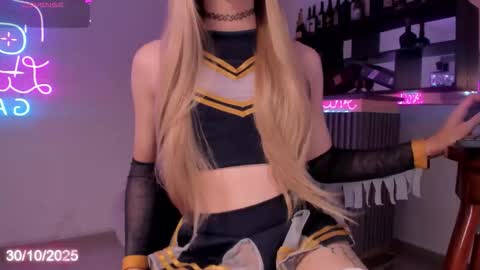 Snapshot of bonnie_luxury chatting on 10/30/25, 09:48 Bonnie Luxury online show from 10/30/25, 09:48