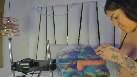 Snapshot of bonnie_sm chatting on 11/16/25, 07:19 Bonnie online show from 11/16/25, 07:19