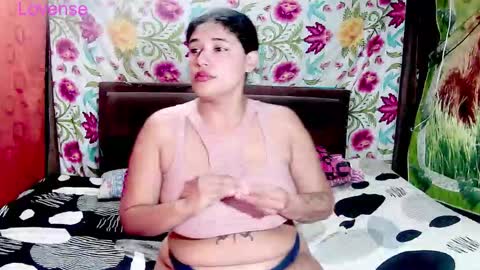 Snapshot of bonnie_x_wizkha chatting on 01/11/26, 04:23 Britanly Brow y Wiz KhalBrian online show from 01/11/26, 04:23