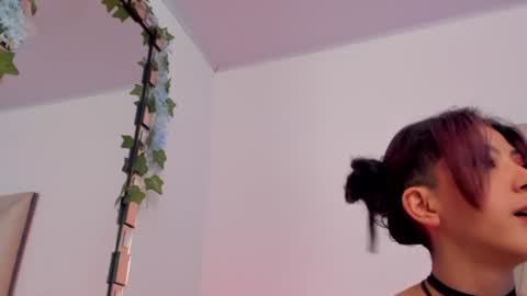 Snapshot of bonniecute_ chatting on 01/22/25, 02:46 online show from 01/22/25, 02:46