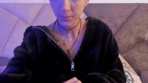 Snapshot of bonniecute_ chatting on 03/05/25, 11:38 online show from 03/05/25, 11:38