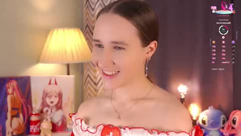 Snapshot of bonniedry chatting on 09/26/25, 01:20 Emma online show from 09/26/25, 01:20