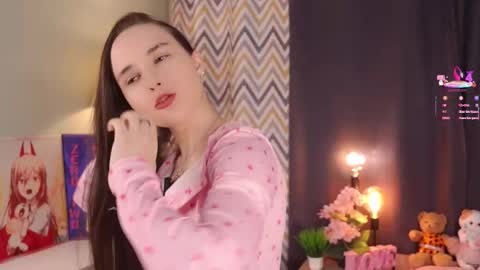 Emma online show from 11/05/25, 01:05