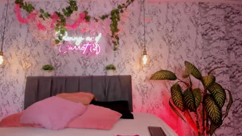 bonny_and_carrot online show from 02/21/26, 07:26