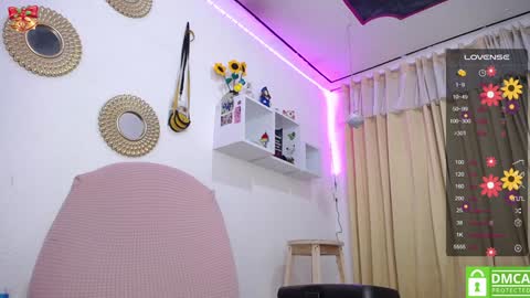 Snapshot of bonny_clyde_xx_ chatting on 02/04/25, 08:28 Soffy Brooks Independent model online show from 02/04/25, 08:28