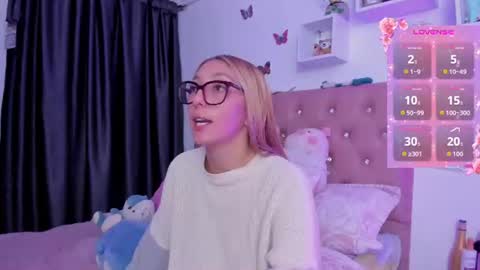 Snapshot of bonny_clyde_xx_ chatting on 07/24/26, 05:16 Soffy Brooks Independent model online show from 07/24/26, 05:16