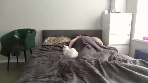 Bonny Kimberly online show from 04/19/26, 01:21