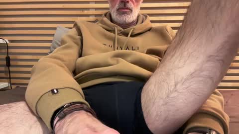 bonzo21 online show from 12/14/24, 07:57