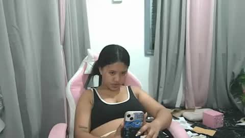 boobsypinay_zhein online show from 03/18/26, 11:57