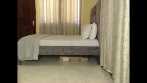 Snapshot of booby_candy chatting on 05/04/26, 12:01 booby_candy online show from 05/04/26, 12:01