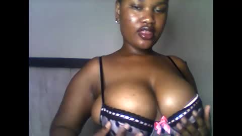 boobylicious012 online show from 04/25/26, 06:05