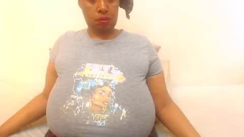 Snapshot of boobyqueen24 chatting on 07/13/26, 08:06 boobyqueen online show from 07/13/26, 08:06